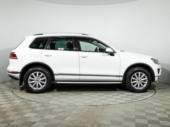 Volkswagen Touareg II Рестайлинг с пробегом 2014 года, цена 2 089 000 рублей, 297904 км, внедорожник, Автокод Объявления