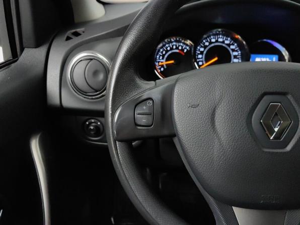Renault Sandero II с пробегом 2015 года, цена 934 000 рублей, 86707 км, хэтчбек, Автокод Объявления