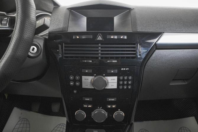 Opel Astra H Рестайлинг с пробегом 2008 года, цена 349 000 рублей, 210000 км, хэтчбек, Автокод Объявления