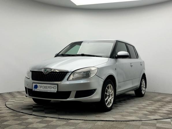 Skoda Fabia II Рестайлинг с пробегом 2010 года, цена 469 000 рублей, 220000 км, хэтчбек, Автокод Объявления