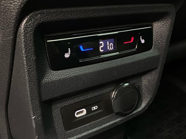 Volkswagen Tiguan II Рестайлинг с пробегом 2021 года, цена 2 695 000 рублей, 97910 км, внедорожник, Автокод Объявления