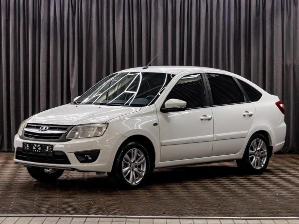 Lada (ВАЗ) Granta I с пробегом 2015 года, цена 635 000 рублей, 159801 км, лифтбек, Автокод Объявления