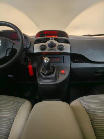 Renault Kangoo II с пробегом 2011 года, цена 599 000 рублей, 260000 км, минивэн, Автокод Объявления