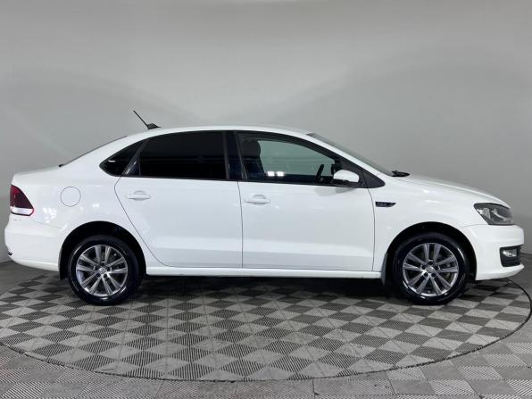 Volkswagen Polo V Рестайлинг с пробегом 2019 года, цена 1 250 000 рублей, 108910 км, седан, Автокод Объявления