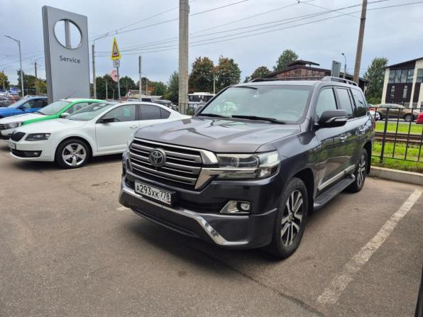 Toyota Land Cruiser 200 Series Рестайлинг 2 с пробегом 2019 года, цена 6 499 000 рублей, 190380 км, внедорожник, Автокод Объявления