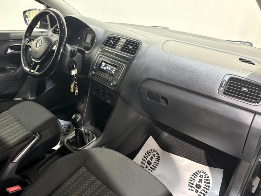 Volkswagen Polo V Рестайлинг Курск  - изображение 5