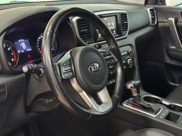 Kia Sportage IV Рестайлинг с пробегом 2019 года, цена 2 050 000 рублей, 120339 км, внедорожник, Автокод Объявления