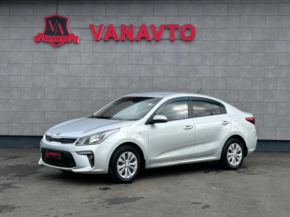 Kia Rio IV с пробегом 2018 года, цена 1 390 000 рублей, 79000 км, седан, Автокод Объявления
