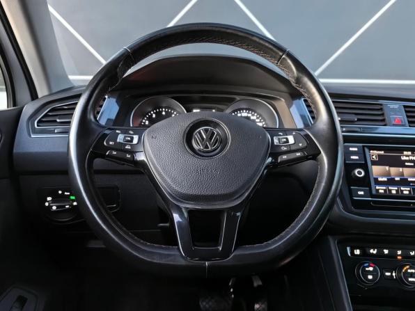 Volkswagen Tiguan II с пробегом 2018 года, цена 2 075 000 рублей, 186692 км, внедорожник, Автокод Объявления