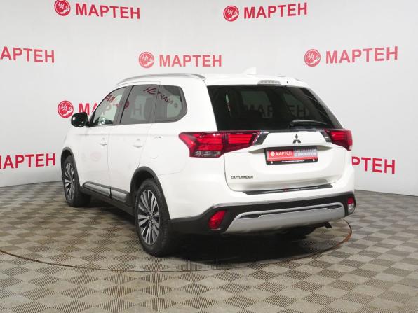 Mitsubishi Outlander III Рестайлинг 3 с пробегом 2020 года, цена 1 919 000 рублей, 164929 км, внедорожник, Автокод Объявления