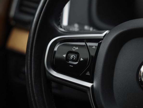 Volvo XC90 II Рестайлинг 1 с пробегом 2020 года, цена 4 899 000 рублей, 60607 км, внедорожник, Автокод Объявления