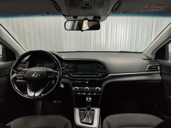 Hyundai Elantra VI (AD) Рестайлинг с пробегом 2019 года, цена 1 550 000 рублей, 193394 км, седан, Автокод Объявления