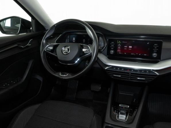 Skoda Octavia IV (A8) с пробегом 2021 года, цена 2 220 000 рублей, 126116 км, лифтбек, Автокод Объявления