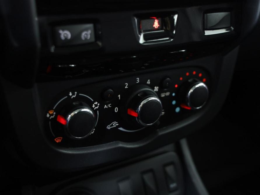 Renault Duster I Рестайлинг Санкт-Петербург  - изображение 13