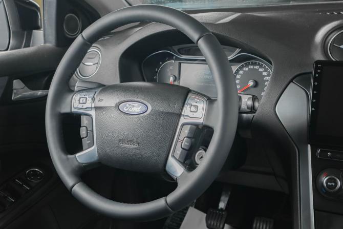 Ford Mondeo IV Рестайлинг с пробегом 2011 года, цена 859 000 рублей, 174386 км, седан, Автокод Объявления