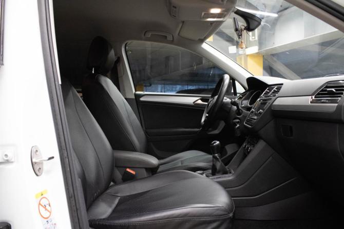 Volkswagen Tiguan II с пробегом 2017 года, цена 1 999 000 рублей, 190860 км, внедорожник, Автокод Объявления