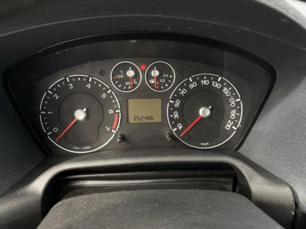 Ford Fusion I Рестайлинг с пробегом 2006 года, цена 244 000 рублей, 252470 км, хэтчбек, Автокод Объявления