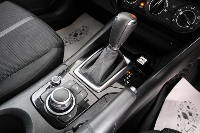 Mazda Axela III Рестайлинг с пробегом 2017 года, цена 1 329 000 рублей, 164040 км, седан, Автокод Объявления