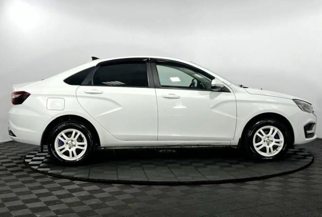 Lada (ВАЗ) Vesta I Рестайлинг (NG) с пробегом 2024 года, цена 1 245 000 рублей, 55977 км, седан, Автокод Объявления