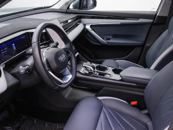 Geely Atlas II с пробегом 2024 года, цена 2 595 000 рублей, 44214 км, внедорожник, Автокод Объявления
