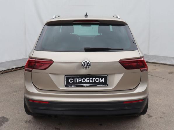 Volkswagen Tiguan II с пробегом 2018 года, цена 2 380 000 рублей, 137138 км, внедорожник, Автокод Объявления