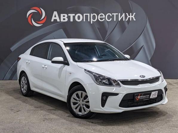 Kia Rio IV с пробегом 2018 года, цена 1 010 000 рублей, 137622 км, седан, Автокод Объявления