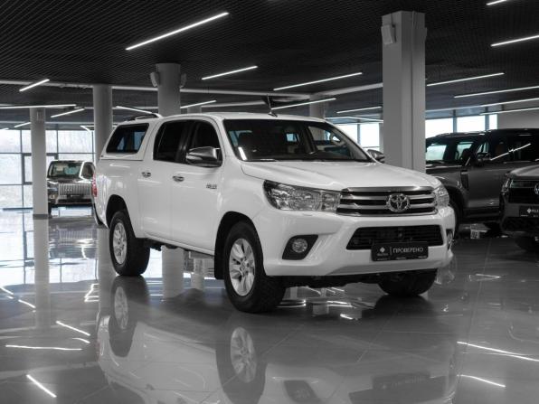 Toyota Hilux VIII с пробегом 2017 года, цена 3 200 000 рублей, 115284 км, пикап, Автокод Объявления