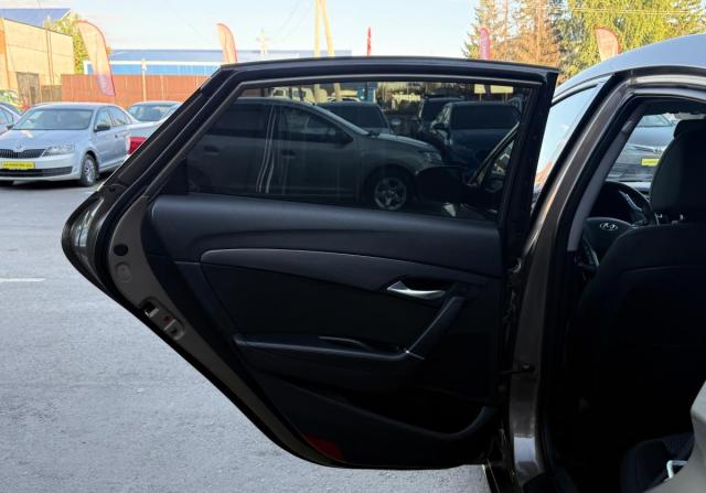 Hyundai i40 I с пробегом 2013 года, цена 990 000 рублей, 185137 км, седан, Автокод Объявления