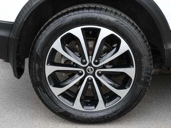 Nissan Qashqai II с пробегом 2016 года, цена 1 598 000 рублей, 110000 км, внедорожник, Автокод Объявления
