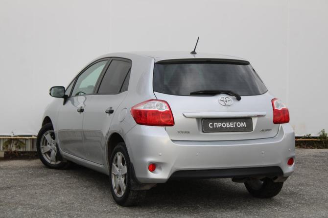 Toyota Auris I Рестайлинг с пробегом 2011 года, цена 939 000 рублей, 171000 км, хэтчбек, Автокод Объявления
