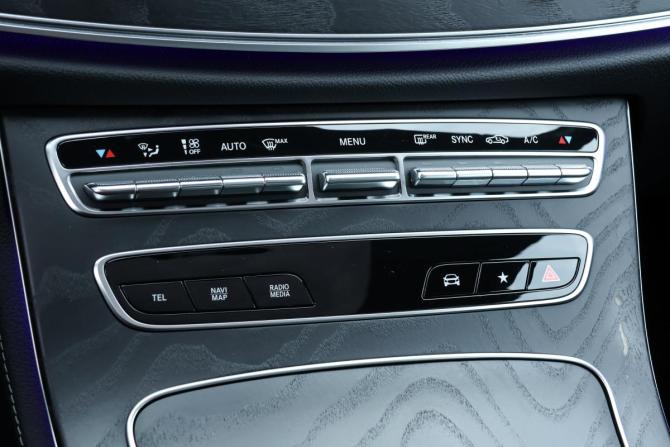 Mercedes-Benz E-Класс V (W213 S213 C238) Рестайлинг с пробегом 2020 года, цена 4 448 000 рублей, 69100 км, седан, Автокод Объявления