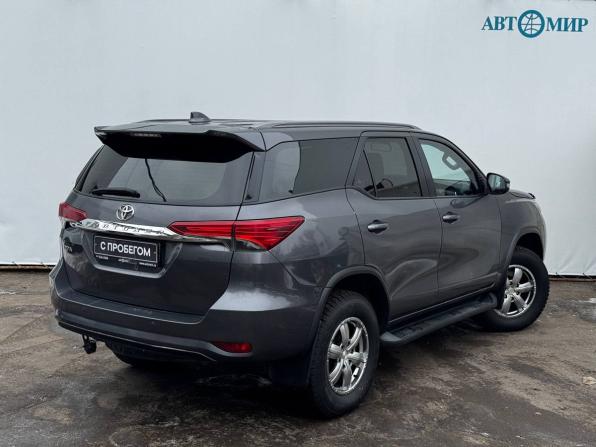 Toyota Fortuner II с пробегом 2018 года, цена 2 940 000 рублей, 215000 км, внедорожник, Автокод Объявления