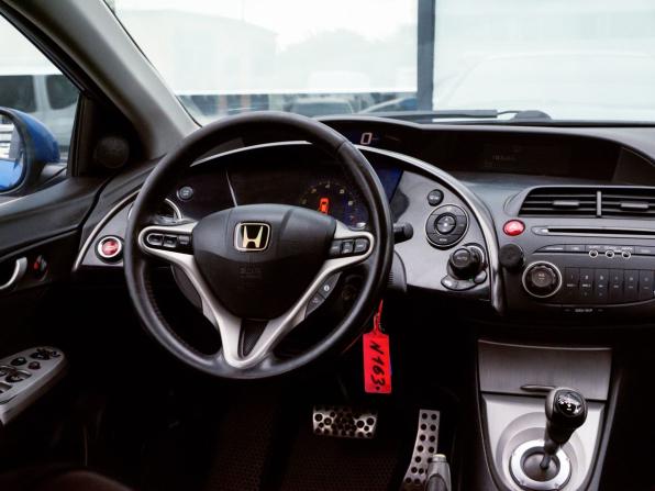 Honda Civic VIII с пробегом 2007 года, цена 649 000 рублей, 198000 км, хэтчбек, Автокод Объявления