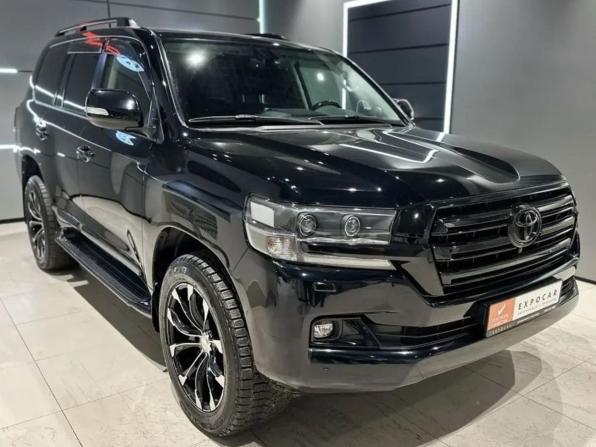 Toyota Land Cruiser 200 Series Рестайлинг 2 с пробегом 2015 года, цена 4 699 000 рублей, 220000 км, внедорожник, Автокод Объявления
