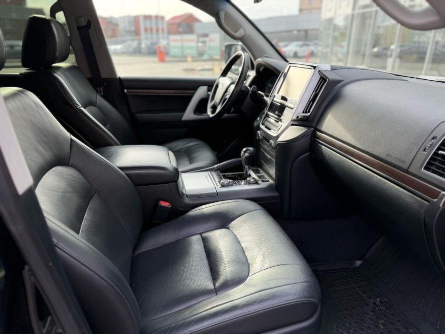 Toyota Land Cruiser 200 Series Рестайлинг 2 Ростов-на-Дону  - изображение 13