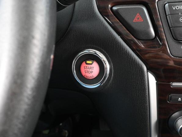 Nissan Pathfinder IV с пробегом 2014 года, цена 2 649 000 рублей, 168695 км, внедорожник, Автокод Объявления