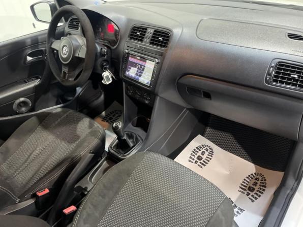 Volkswagen Polo V с пробегом 2013 года, цена 735 000 рублей, 162847 км, седан, Автокод Объявления