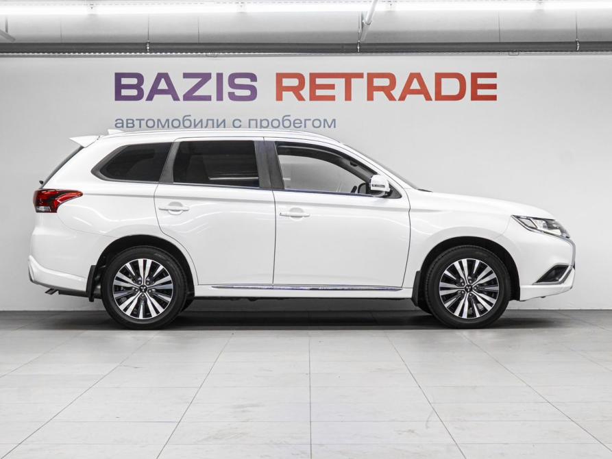 Mitsubishi Outlander III Рестайлинг 3 Тюмень  - изображение 5