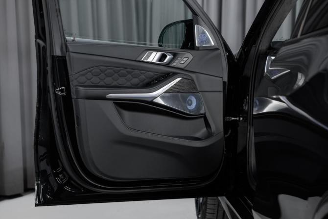 Новый BMW X5 M III (F95) Рестайлинг 2025 года, цена 28 196 400 рублей, внедорожник, Автокод Объявления