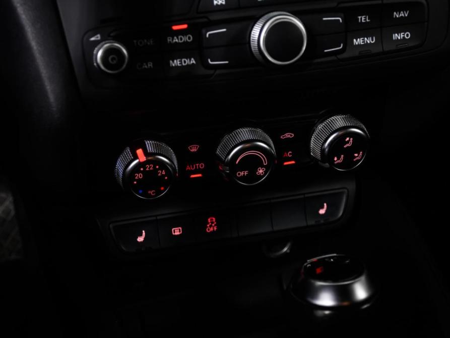 Audi A1 I (8X) Москва  - изображение 14