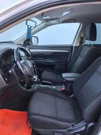 Mitsubishi Outlander III Рестайлинг 2 с пробегом 2016 года, цена 1 580 000 рублей, 165000 км, внедорожник, Автокод Объявления