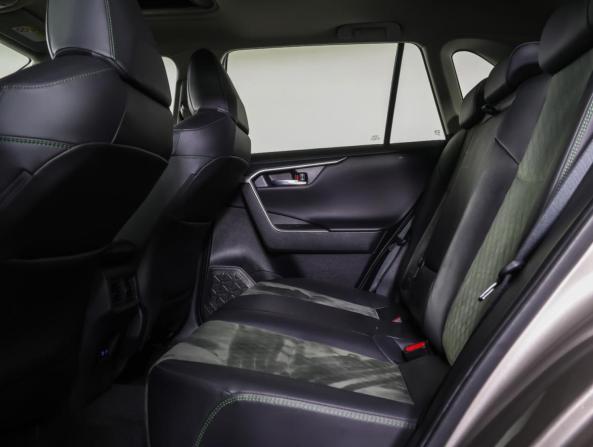 Toyota RAV4 V (XA50) с пробегом 2022 года, цена 2 890 000 рублей, 156963 км, внедорожник, Автокод Объявления