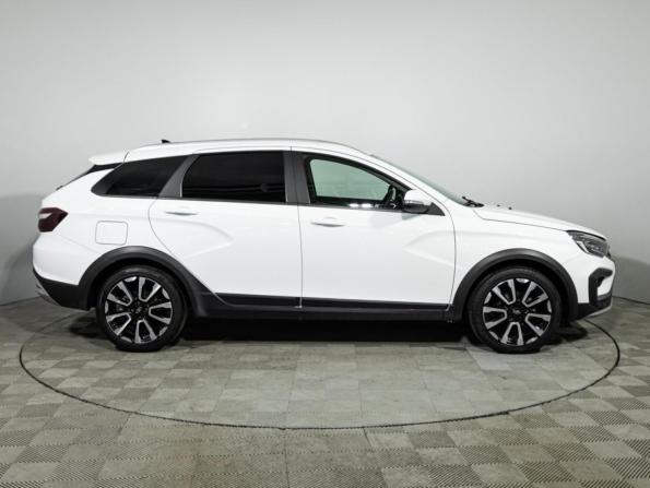 Lada (ВАЗ) Vesta I Рестайлинг (NG) с пробегом 2024 года, цена 1 399 700 рублей, 70467 км, универсал, Автокод Объявления