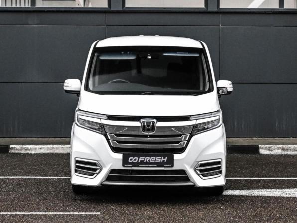 Honda Stepwgn V Рестайлинг с пробегом 2019 года, цена 2 249 000 рублей, 98061 км, минивэн, Автокод Объявления