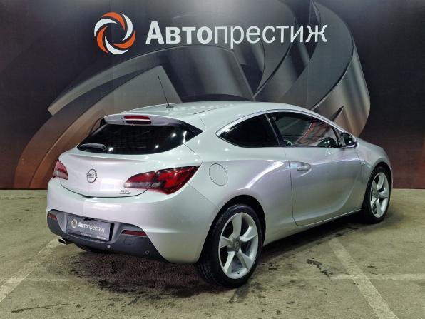 Opel Astra J Рестайлинг с пробегом 2012 года, цена 840 000 рублей, 203945 км, хэтчбек, Автокод Объявления