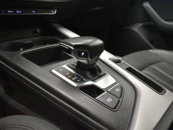 Audi A4 V (B9) Рестайлинг с пробегом 2020 года, цена 2 679 000 рублей, 113203 км, седан, Автокод Объявления