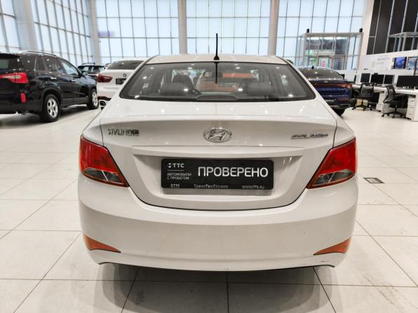 Hyundai Solaris I Рестайлинг с пробегом 2015 года, цена 865 000 рублей, 178276 км, седан, Автокод Объявления