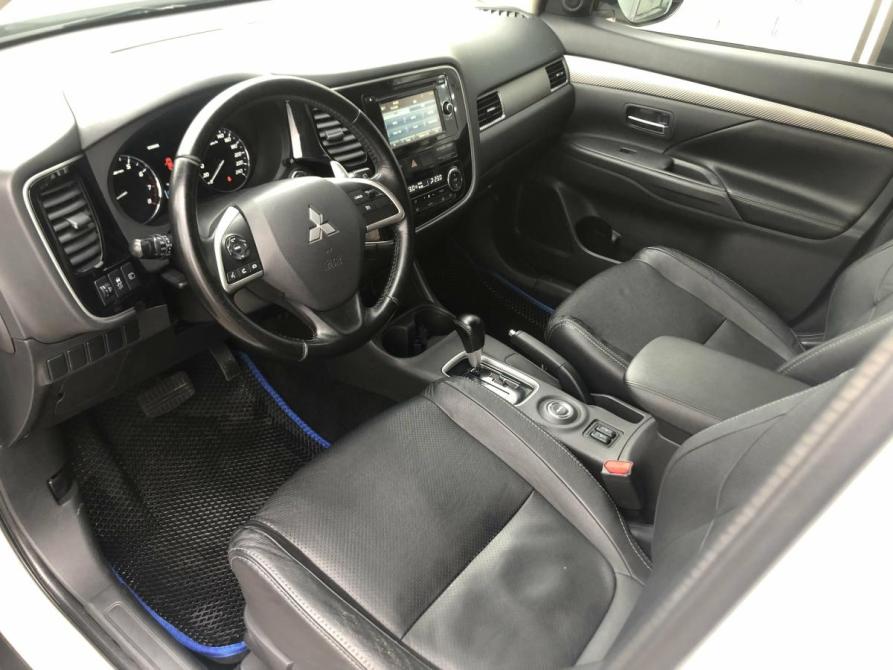 Mitsubishi Outlander III Рестайлинг Стерлитамак  - изображение 12