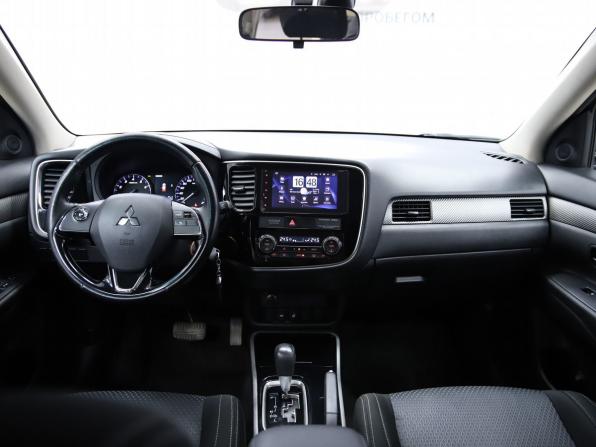 Mitsubishi Outlander III Рестайлинг 2 с пробегом 2018 года, цена 1 920 000 рублей, 173437 км, внедорожник, Автокод Объявления