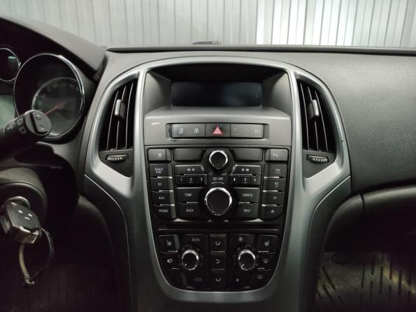 Opel Astra J Рестайлинг с пробегом 2012 года, цена 575 000 рублей, 259767 км, хэтчбек, Автокод Объявления